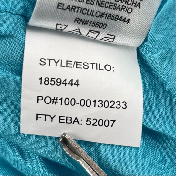 Draper James Blouse Top Women’s M Blue Floral Seersucker Smocked Relaxed Lined - Picture 15 of 15